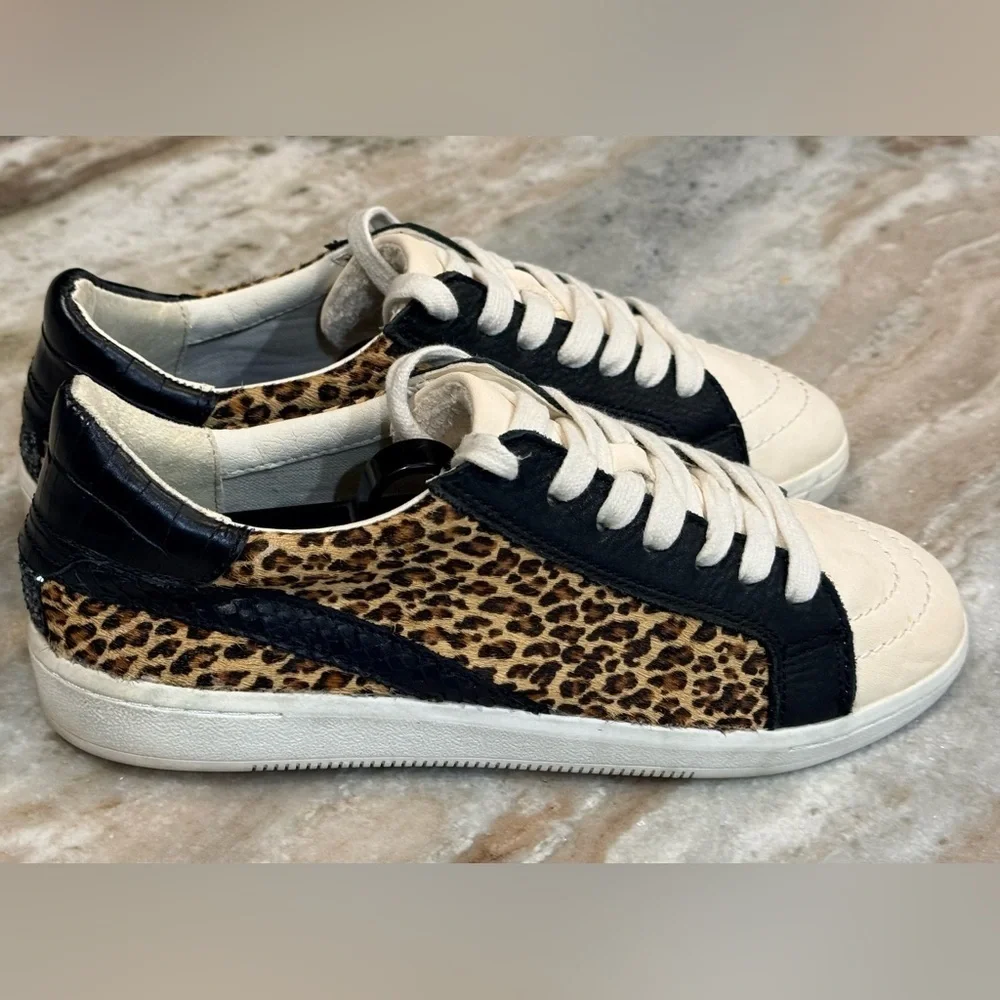 Women’s DOLCE VITA Nino leopard calf hair sneakers- Size 8